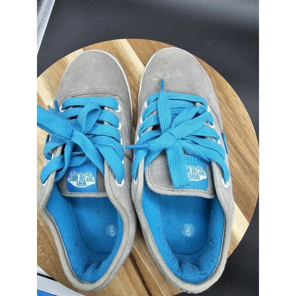 Vans Gray And‎ Blue Womens Size 6 Leather Sneakers